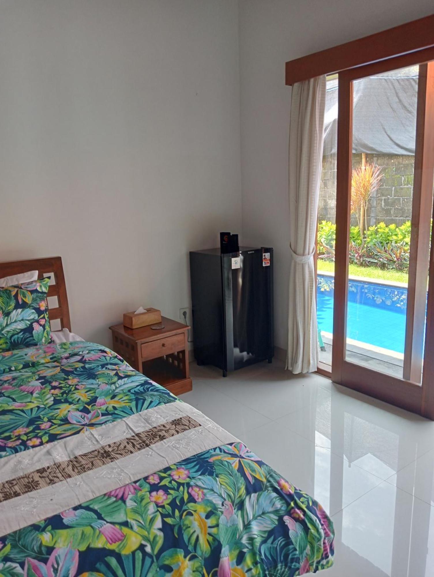 Pondok Indah Villa Ujung Exterior foto