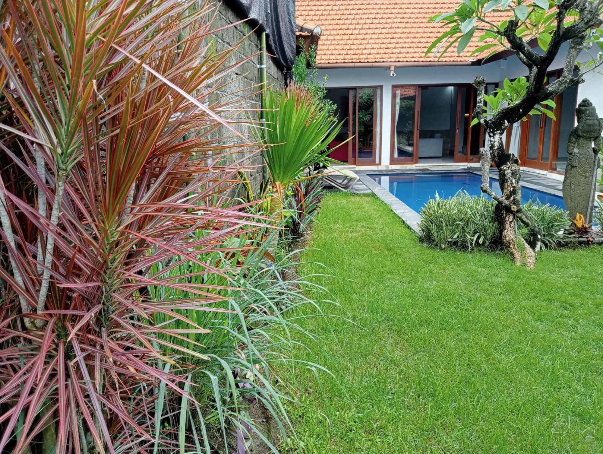 Pondok Indah Villa Ujung Exterior foto