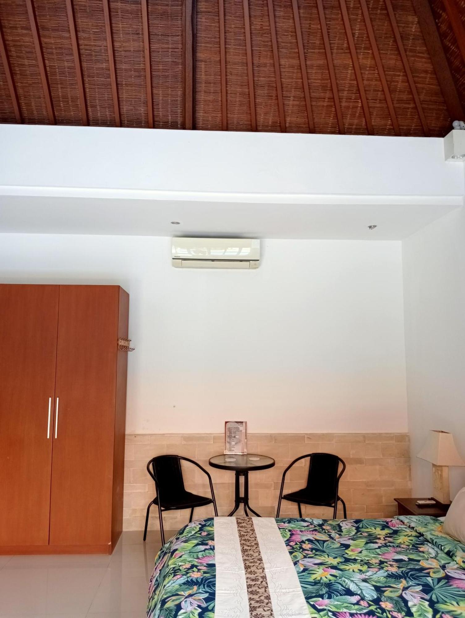 Pondok Indah Villa Ujung Exterior foto
